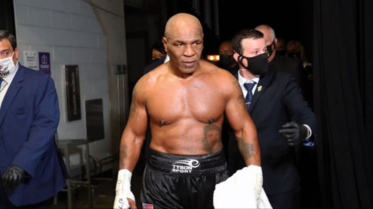 Mantan Petinju Kelas Berat Mike Tyson