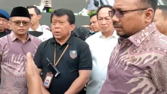 Jokowi Dijadwalkan Hadiri Puncak Satu Abad NU di Sidoarjo, Gus Yaqut Cek Keamanan Lokasi