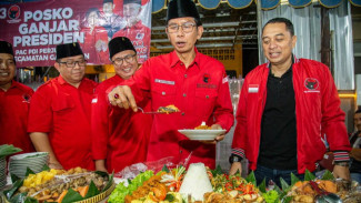 Peresmian Posko Ganjar Presiden di Gayungan Dihadiri Wali Kota Surabaya