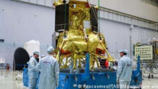 Gagal Mendarat, Roket Milik Rusia Tabrak Bulan