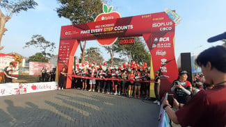 Hokky Run Dimeriahkan Ribuan Peserta, Biaya Pendaftaran Didonasikan ke PMI Surabaya