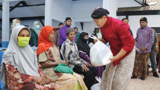 Seribu Paket Sembako di Trenggalek Tekan Laju Inflasi
