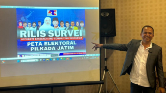 Rilis hasil survei ARCI soal Pilgub Jatim 2024. Rilis hasil survei ARCI soal Pilgub Jatim 2024.