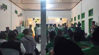 Suasana protes peserta Konfercab XX GP Ansor Kabupaten Nganjuk, hingga berujung deadlock. Suasana protes peserta Konfercab XX GP Ansor Kabupaten Nganjuk, hingga berujung deadlock.