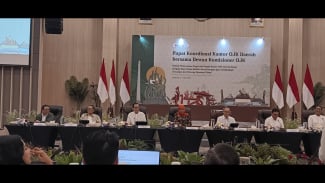 Khofifah Sebut Jawa Timur Sudah Terhubung dengan Indonesia Timur
