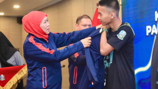 Gubernur Khofifah Optimis Jawa Timur Hattrick Juara Umum LKS Dikmen Tingkat Nasional 2025