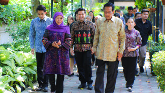 Bahas Promosi Wisata, Gubernur Khofifah dan Wagub Emil Temui Sri Sultan Hamengku Buwono X