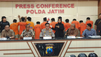 Polda Jatim Tangkap 12 Tersangka Curanmor, Sita 17 Motor dan 1 Pikap