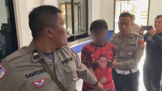 Heboh Remaja Kemudikan Pikap Tabrak Anggota Polres Blitar gegara Takut Ditilang