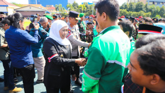 Gubernur Khofifah Sebut Jatim Berangsur Kondusif