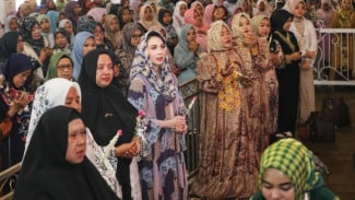 Arumi Bachsin Nilai Maulid Nabi Hari Membahagiakan bagi Umat Islam