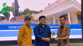 Pengemudi Ojol Mengadu ke Ketua DPRD Gresik, Ini Keluhannya