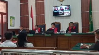 Jan Hwa Diana dan Suami Divonis 6 Bulan Penjara di Perkara Perusakan Mobil