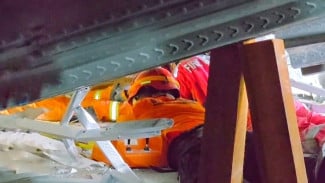 2 Korban Meninggal Ditemukan Terjepit di Tempat Wudu Musala Ponpes Al Khoziny