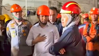 Musala Ponpes Al Khoziny Sidoarjo Ambruk, Khofifah: Biaya Medis Korban Ditanggung Pemprov