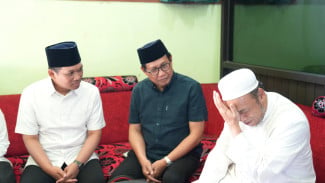 PKB Jatim Serahkan Bantuan ke Ponpes Al Khoziny Senilai Rp 750 Juta