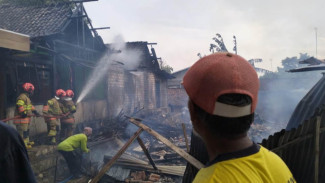 Rumah Nenek Berusia 70 Tahun di Bojonegoro Ludes Terbakar, Kerugian Capai Rp200 Juta