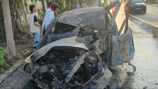 Polisi Ungkap Penyebab Honda Jazz Terbakar Tewaskan 2 Orang di Manyar Kertoarjo Surabaya