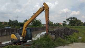 Atasi Banjir Musimam, Normalisasi Sungai dan Saluran Air di Mojokerto Dikebut