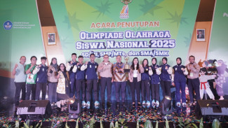 Jawa Timur Juara Umum O2SN 2025, Khofifah: Bukti Ekosistem Pendidikan Terbaik
