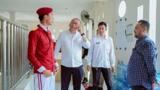 Pelajari Program Sekolah Rakyat, Bupati Gresik Visitasi ke SRT 45 Semarang