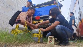 Polisi Selidiki Truk Pengangkut Solar di JLS Tulungagung-Trenggalek Gunakan Plat Palsu