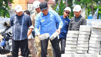 Deadline 10 Hari, Bupati Kecewa Revitalisasi Alun-alun Sidoarjo Anggaran Rp24,6 M belum Rampung