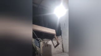 Rumah Warga di Babat Jerawat Surabaya Hancur Tersambar Petir