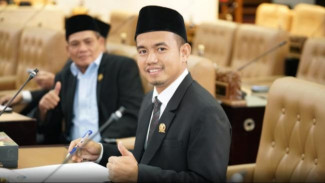 Kata Jairi Soal Guru Honorer, Jika BGN Mampu Angkat PPPK Kenapa Kemendikdasmen Tidak?