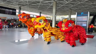 Barongsai dan Naga Liong Bikin Bandara Meriah di Tahun Baru Imlek