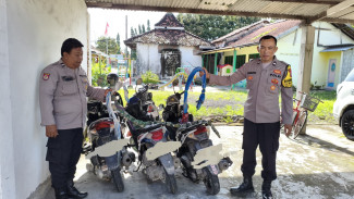 Sekelompok Pemuda di Lamongan Semburat, Tinggalkan Motor Diduga untuk Perang Sarung