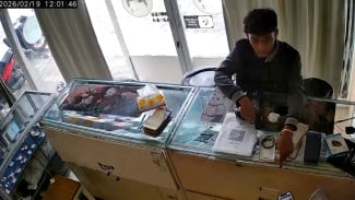 Pemuda Mojokerto Nekat Rampok Konter HP Pakai Pistol Mainan Berujung Ditangkap