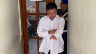 Waria di Mojokerto Produksi dan Jual Konten Porno Gay Dituntut 2 Tahun Penjara