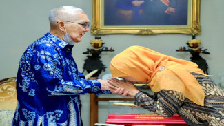 Try Sutrisno Wafat, Gubernur Khofifah: Sosok Prajurit dan Negarawan