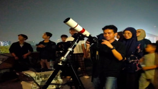 Gerhana Bulan Total di Surabaya Tak Terlihat, Begini Penjelasan Ahli Astronomi Umsura