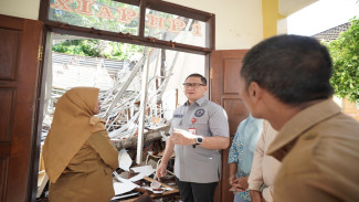 Sekolah Rusak Dihantam Hujan Deras, Dindik Jatim Target Renovasi 1 Bulan