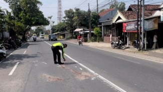 Pulang Mendaki dari Lorokan, Pelajar Asal Surabaya Tewas Tabrakan dengan Truk KDMP di Mojokerto