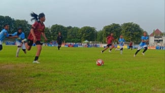 Tampil Impresif, SDN Manukan Kulon II/499 B Jadi Tim Tersubur di Fase Gugur MLSC Surabaya Seri 2 2025-2026
