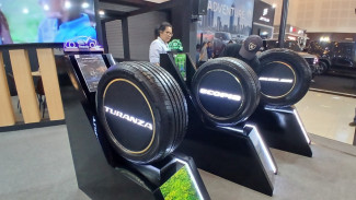 Bridgestone Bawa Ban EV Ready Berteknologi ENLITEN di IIMS Surabaya 2026