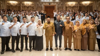 Tekan Risiko Pencemaran Lingkungan, Bupati Yani Dorong SPPG di Gresik Jadi Pelopor Pengelolaan Sampah