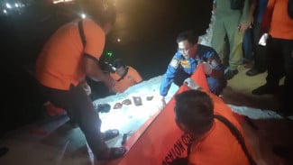 Geger, Warga Temukan Mayat Bayi Laki-laki di Selokan Wonokromo Surabaya
