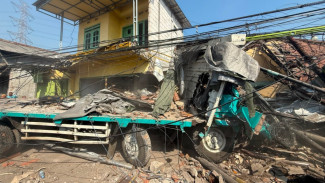 Korban Meninggal Kecelakaan Trailer Seruduk Rumah Warga di Gempol Pasuruan 4 Orang