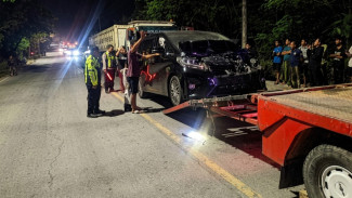KH Anwar Zahid Kecelakaan di Bojonegoro, Sopir Trailer Diperiksa Polisi