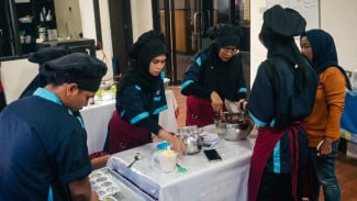 PHE WMO Gandeng BLK Surabaya Latih Warga Sidorukun Gresik Buka Usaha Kuliner