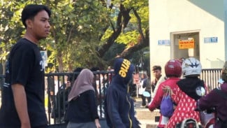 Demonstrasi Turunkan Rektor, Mahasiswa Segel Kampus UINSA