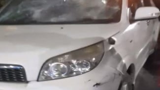 Mobil Perwira TNI di Lamongan Dirusak Massa Usai Diduga Tabrak Lari Warga