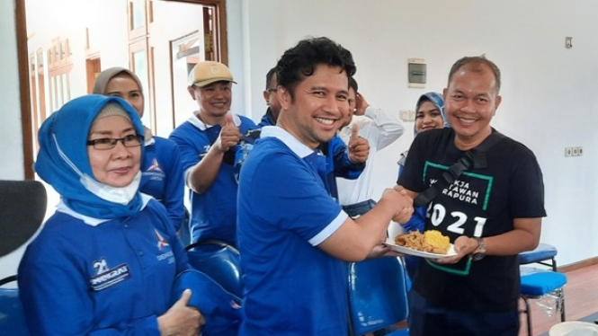 Emil Dardak resmikan Rumah AHY Demokrat 2024 di Surabaya