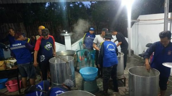 Pemkab Banyuwangi dirikan dapur umum untuk warga korban banjir