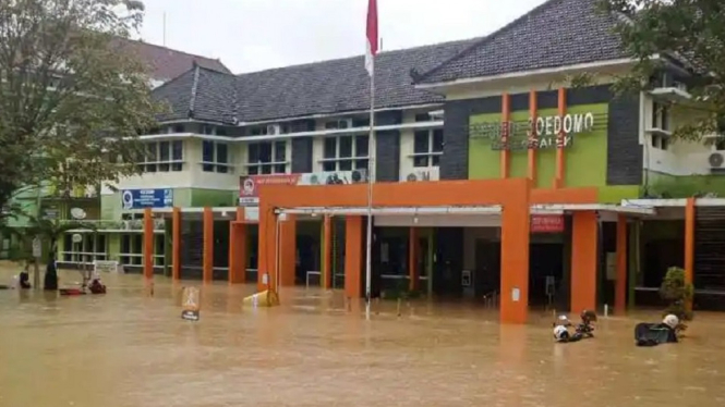 RSUD dr Soedomo Trenggalek tergenang banjir