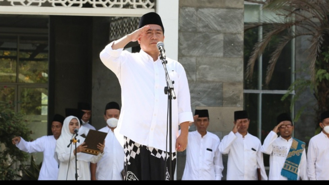 Wakil Rektor III UIN Sunan Ampel Surabaya, Prof Dr Ahmad Zainul Hamdi